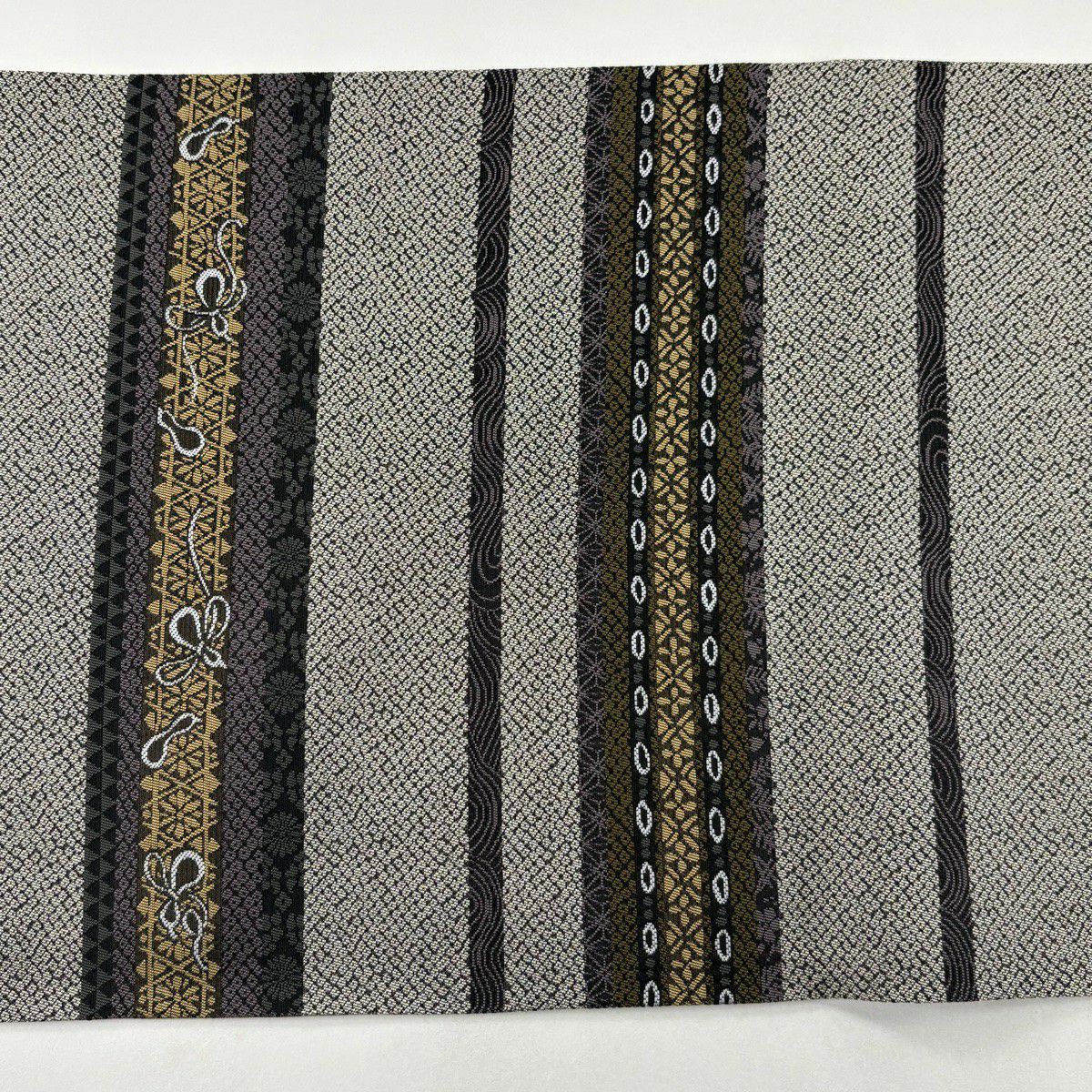 【美品】 袋帶 名品級 幾何圖案 金金箔 金絲 米色 全通 純蠶絲