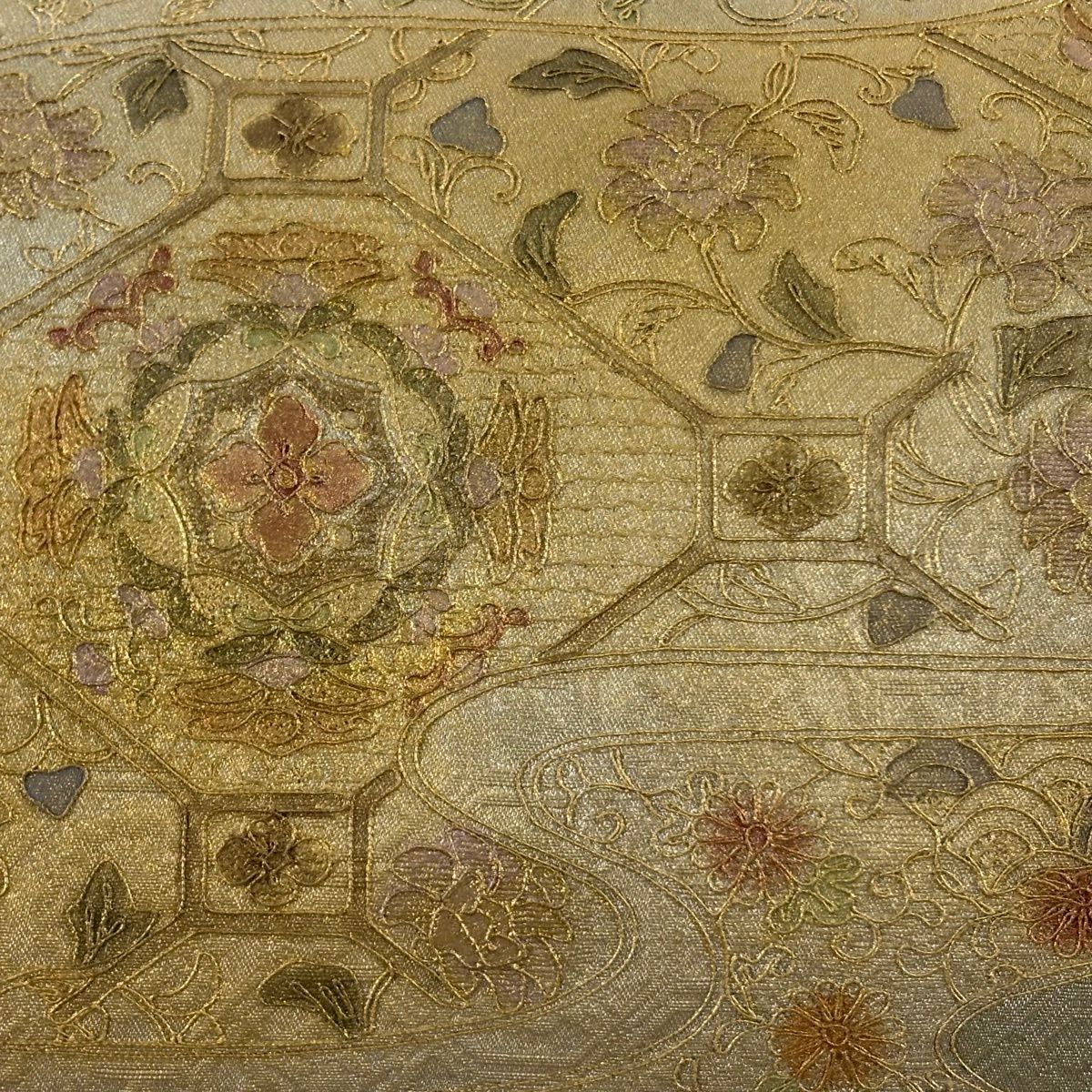 【美品】 袋帶 秀品級 蜀江華紋 花唐草紋 刺繡 金銀彩 灰綠 お太鼓柄 純蠶絲