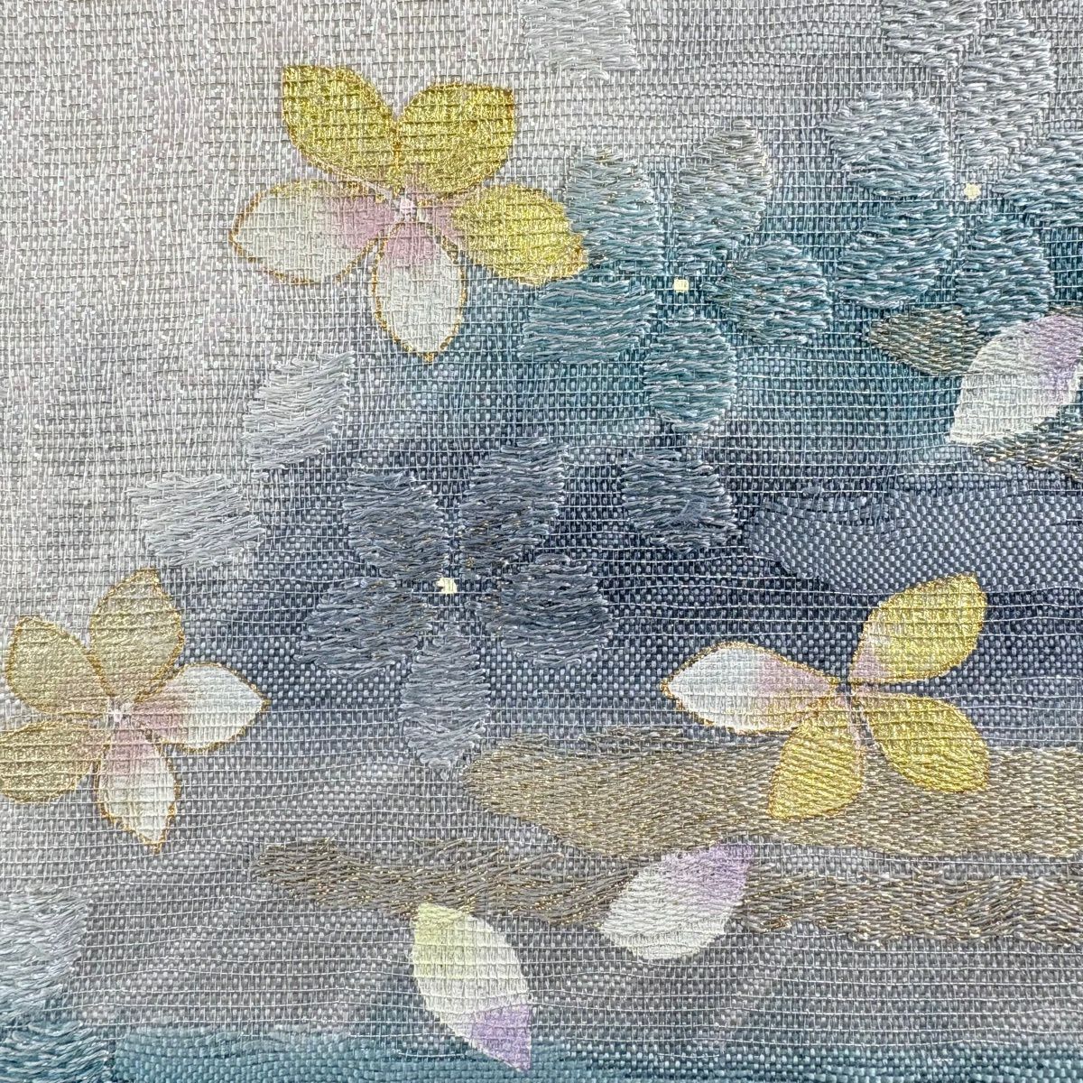 【美品】 袋帶 秀品級 花霞 金金箔 銀絲 灰白 六通 純蠶絲