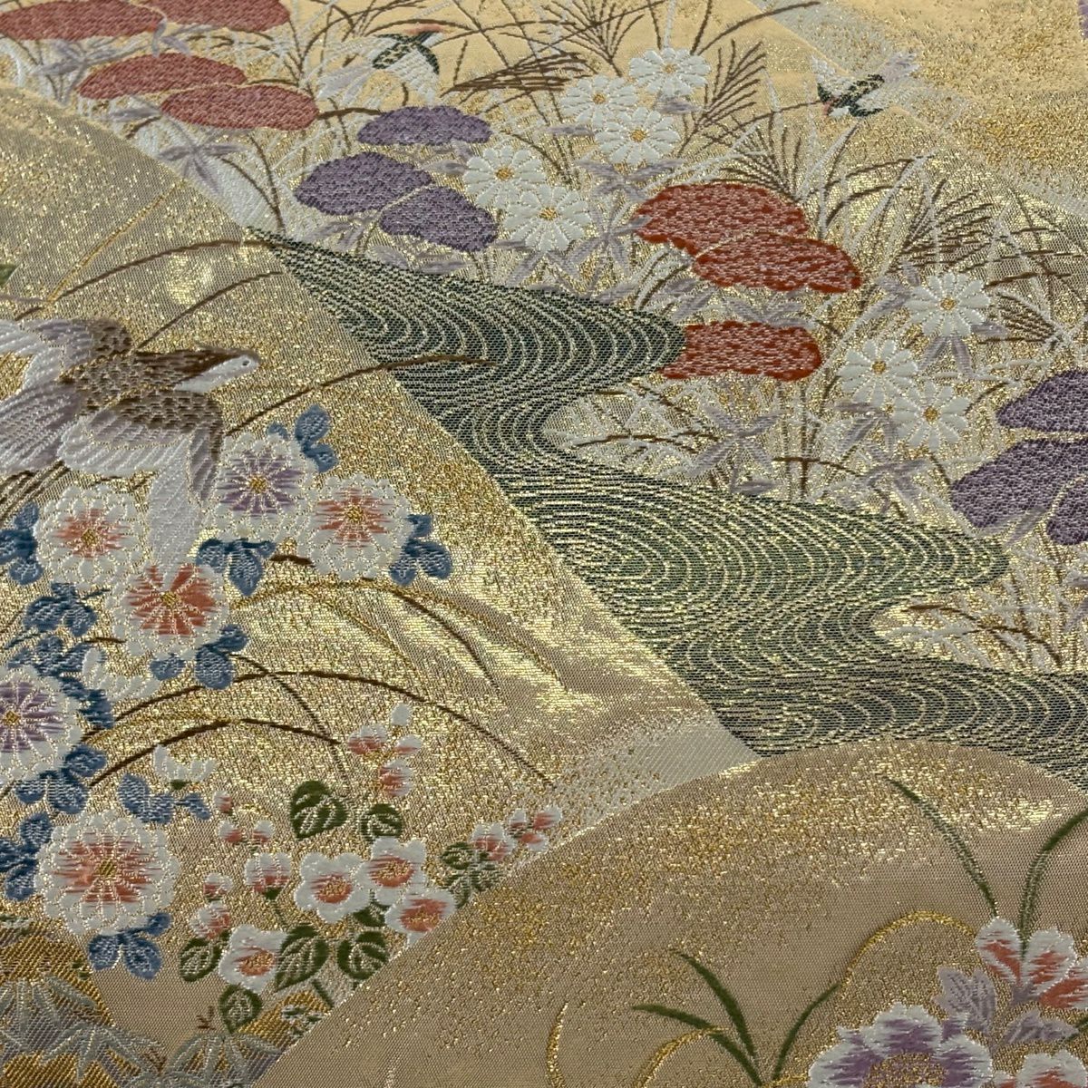 【美品】 袋帶 秀品級 花鳥 流水 金金箔 唐織 金色 六通 純蠶絲