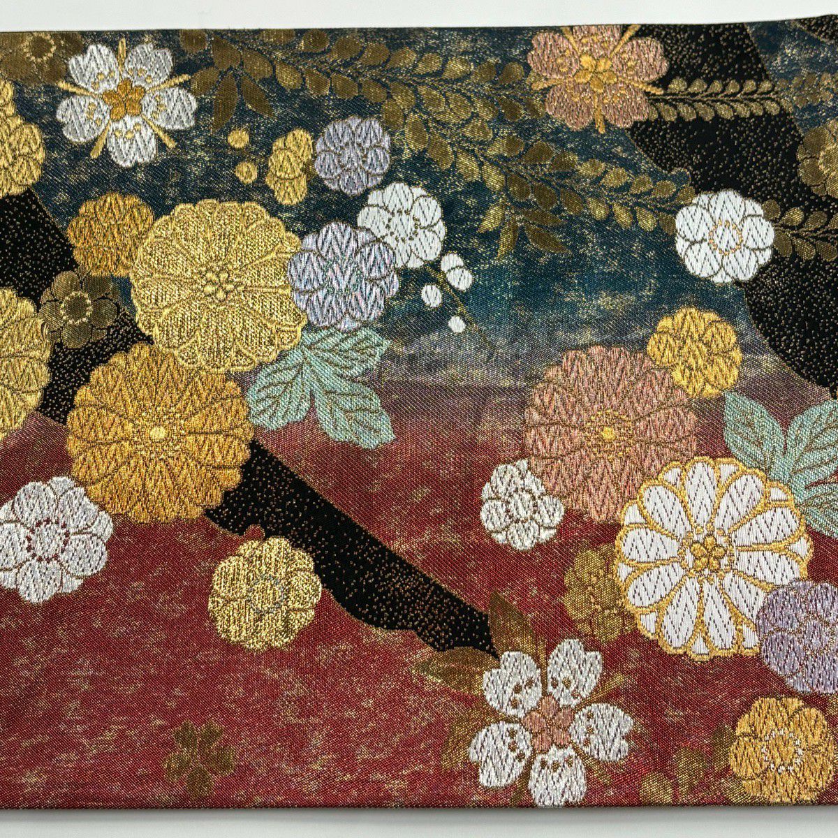 【美品】 袋帶 秀品級 菊花 藤 金金箔 金銀彩 紅 六通 純蠶絲