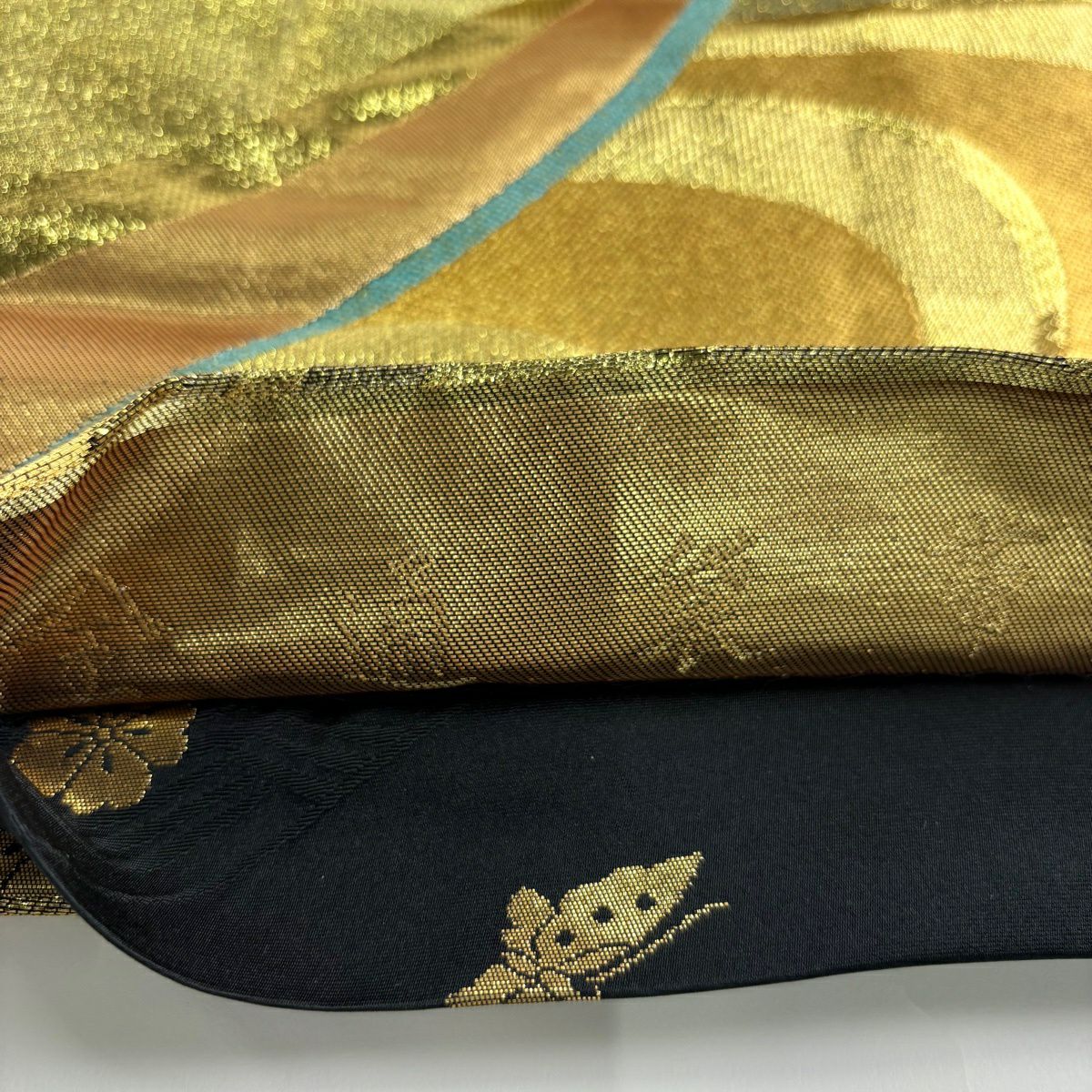 袋帶 秀品級 振袖禮服禮服用 幾何學圖案 波紋 金絲 金金箔 金色 全通 純蠶絲