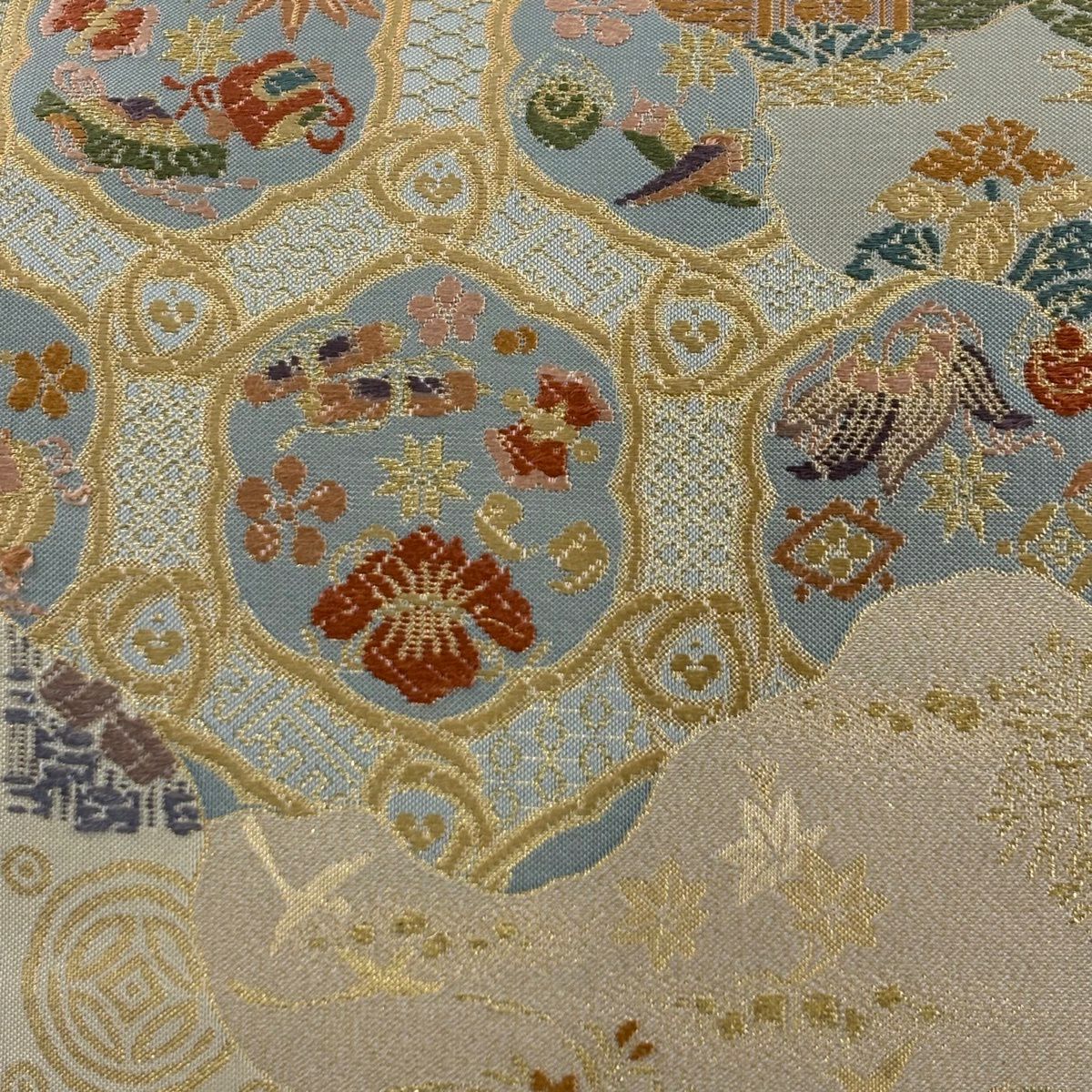 【美品】 袋帶 秀品級 寶盡花鳥 金絲 唐織 米色 六通 純蠶絲