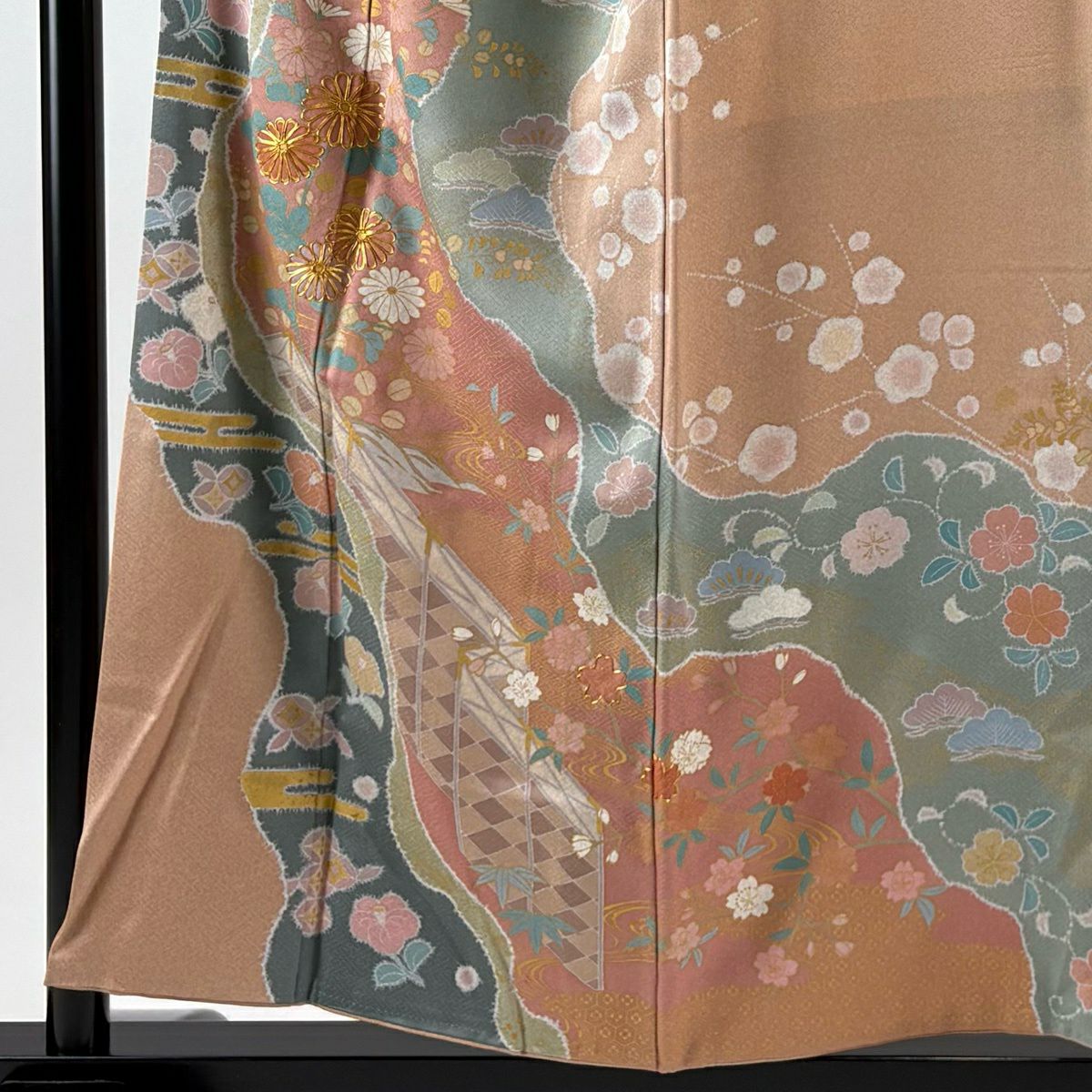訪問服 身長156cm 袖長63cm S 雙層 附有落款 菊花花 薄霞 金絲 金銀彩 粉米色 純蠶絲 優品級