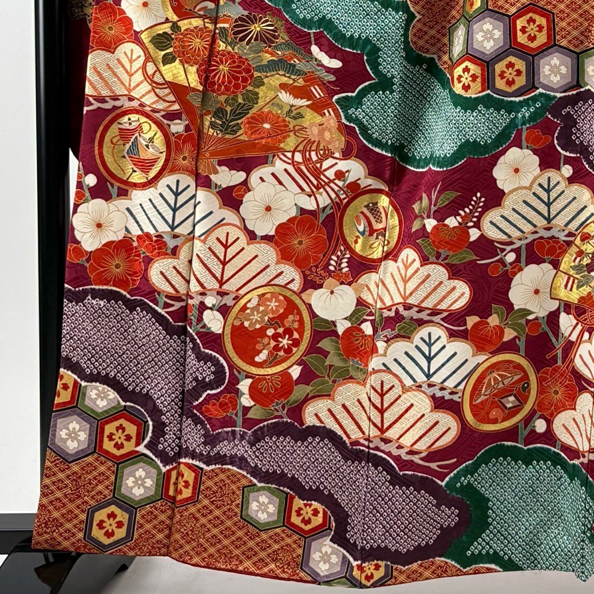 振袖禮服 身長161cm 袖長67cm M 雙層 袋帶全套 桧扇子 菊花花刺繡 金彩裝飾 紅紫 純蠶絲 名品級