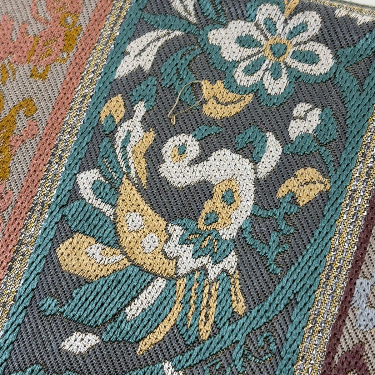 【美品】 袋帶 名品級 花唐草紋 鳥 金金箔 金絲 灰色 六通 純蠶絲