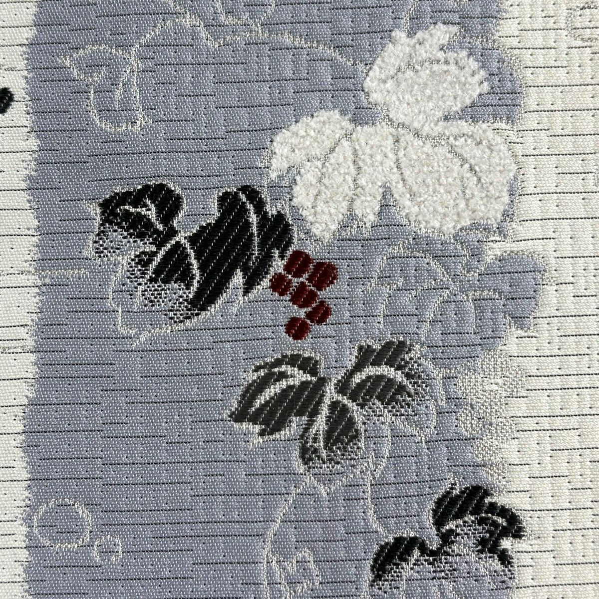 【美品】 名古屋帶 名品級 八寸名古屋帶 松樹葉仕立 葡萄 幾何學 金金箔 莫爾織 灰白 純蠶絲