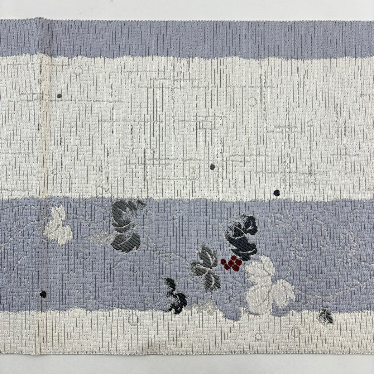 【美品】 名古屋帶 名品級 八寸名古屋帶 松樹葉仕立 葡萄 幾何學 金金箔 莫爾織 灰白 純蠶絲