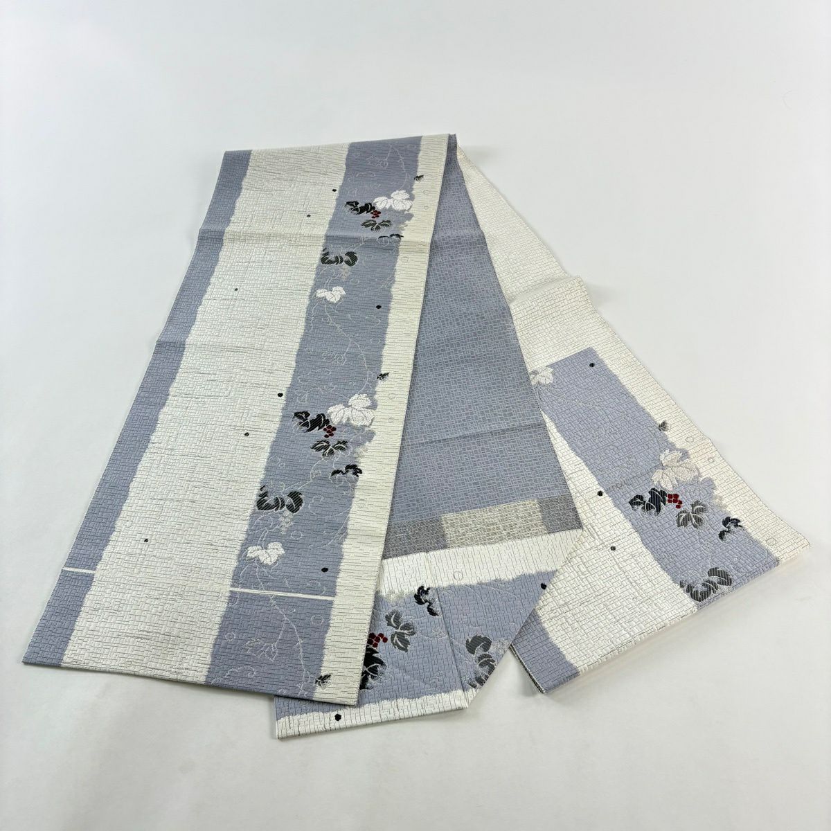 【美品】 名古屋帶 名品級 八寸名古屋帶 松樹葉仕立 葡萄 幾何學 金金箔 莫爾織 灰白 純蠶絲