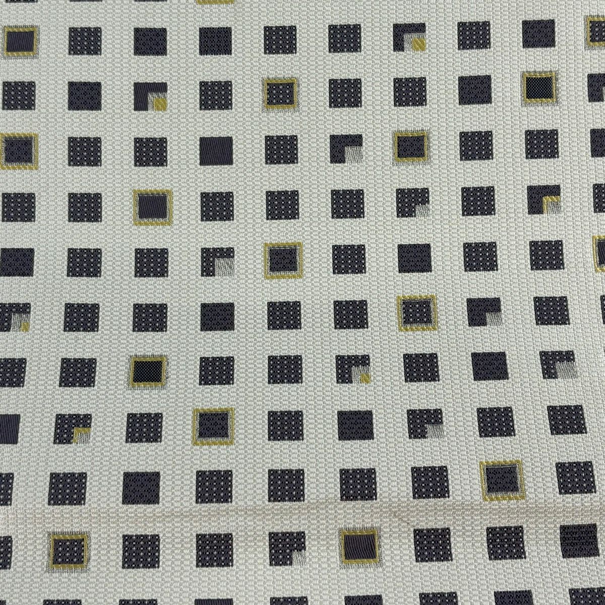 【美品】名古屋帶 逸品級 八寸名古屋帶 松樹葉仕立 幾何學圖案 奶油色 純蠶絲