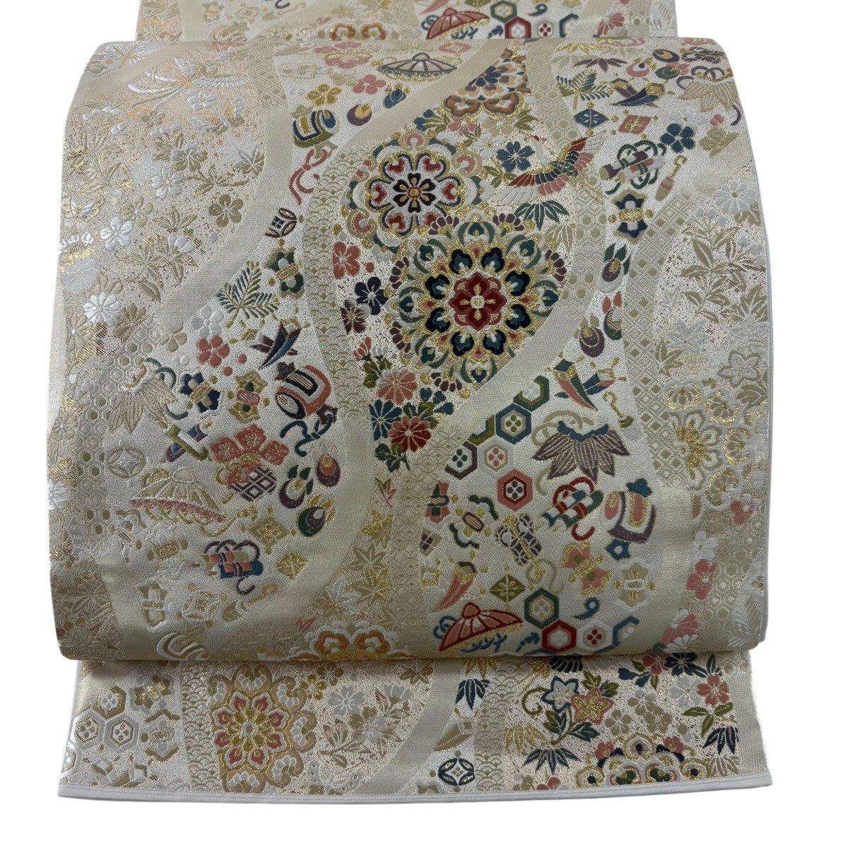 【美品】 袋帶 秀品級 華紋 寶盡くし 金銀絲 金金箔 金色 六通 純蠶絲