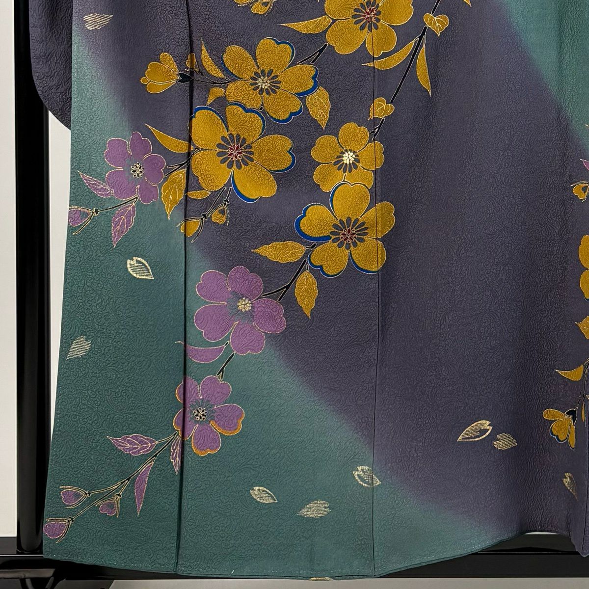 振袖禮服 身長159cm 袖長66cm M 雙層櫻 地紋 金彩裝飾 漸層 灰紫 純蠶絲 優品級