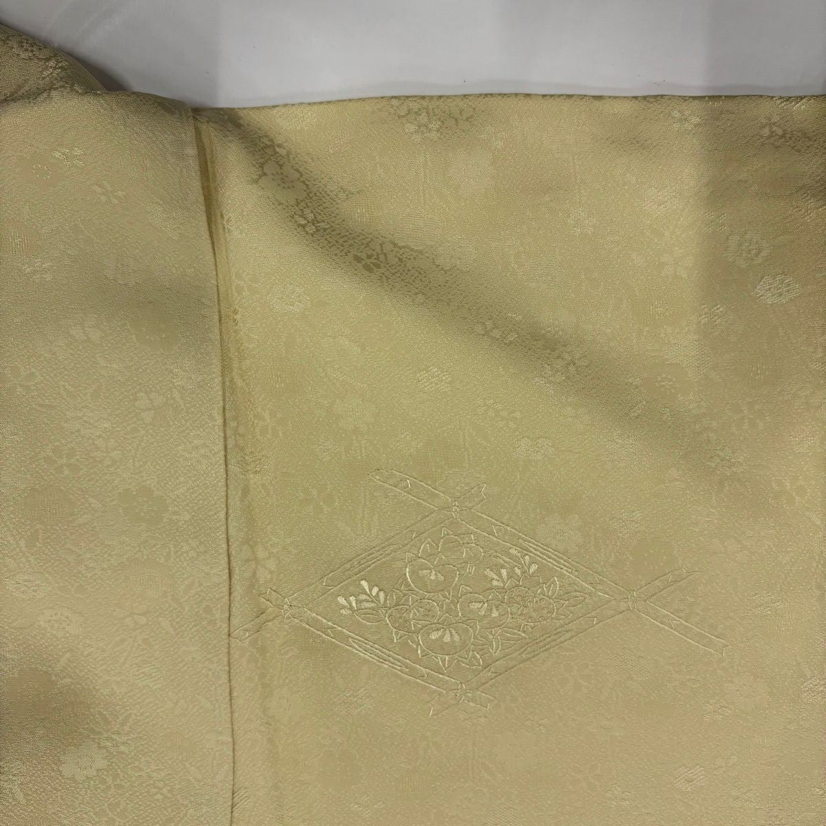 【美品】 付下 身長158cm 袖長64cm M 雙層 草花紋紋 地紋 刺繡 淡黃 純蠶絲 優品級