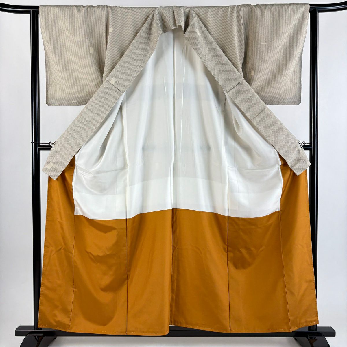 【美品】 紬織 身長158.5cm 袖長63.5cm S 雙層 垂直條紋圖案 幾何圖案 米色 純蠶絲 秀品級