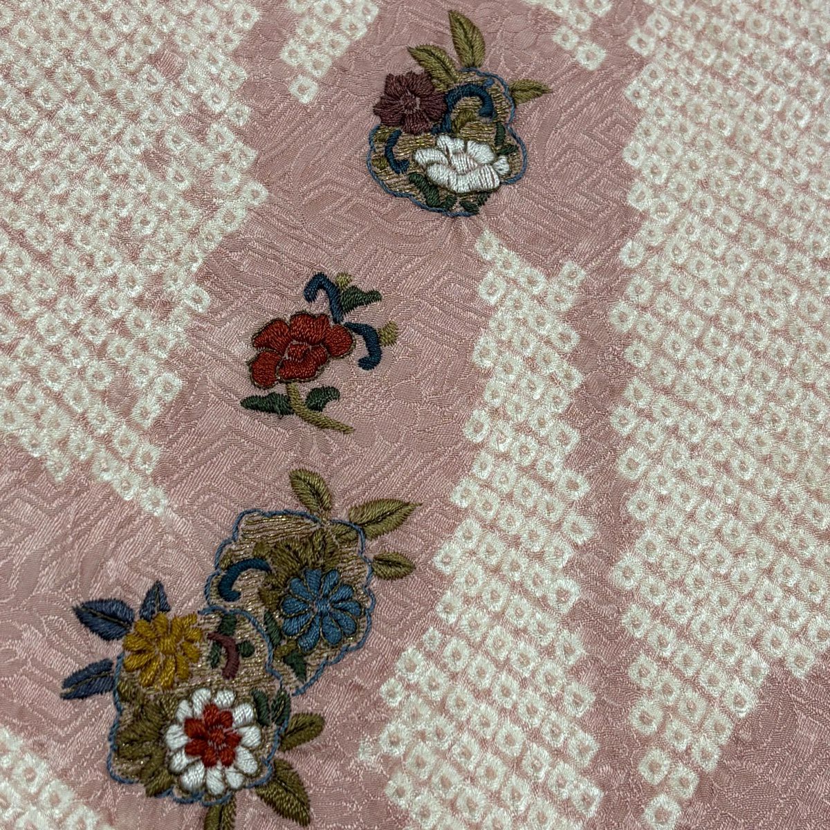 訪問服 身長160cm 袖長65cm M 雙層 草花紋紋 葉柄 刺繡 絞染 淺粉色 純蠶絲 優品級