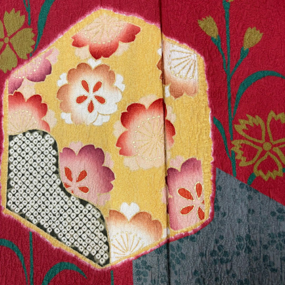 【美品】振袖禮服 身長164cm 袖長68cm L 雙層 龜甲 櫻花 金彩裝飾 紅 純蠶絲 秀品級