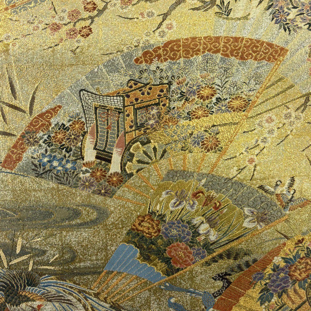 【美品】 袋帶 名品級 桃山扇子面屏風紋 御所車 金絲 本金金箔 金色 大鼓圖案 純蠶絲