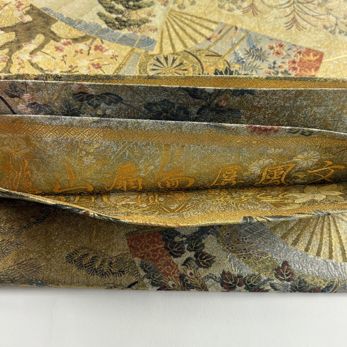 【美品】 袋帶 名品級 桃山扇子面屏風紋 御所車 金絲 本金金箔 金色 大鼓圖案 純蠶絲
