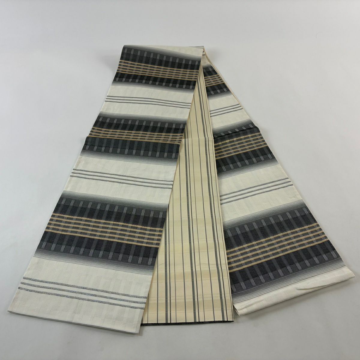 【美品】 袋帶 名品級 縞 格子 金金箔 奶油 六通 純蠶絲