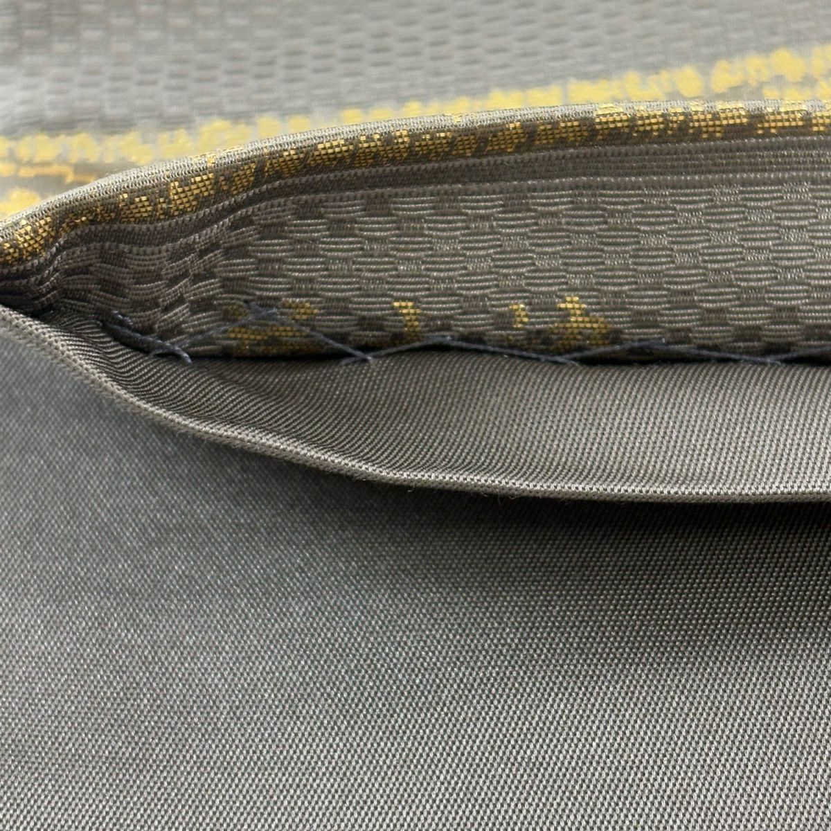 【美品】 袋帶 名品級 金金箔屋清兵衛 附有落款 草木染 華紋 段縞圖案 金金箔 金絲 灰色 大鼓圖案 純蠶絲