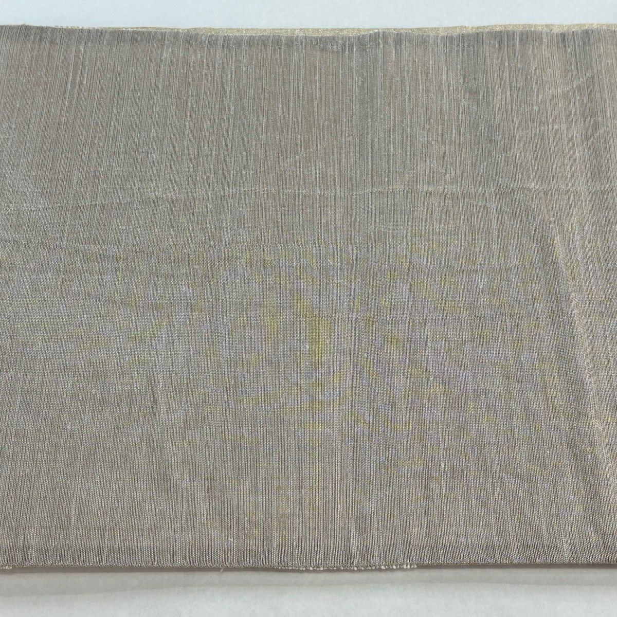 袋帶 逸品級 洛風林 附落款 花唐草紋 金絲 金金箔 奶油色 大鼓圖案 純蠶絲