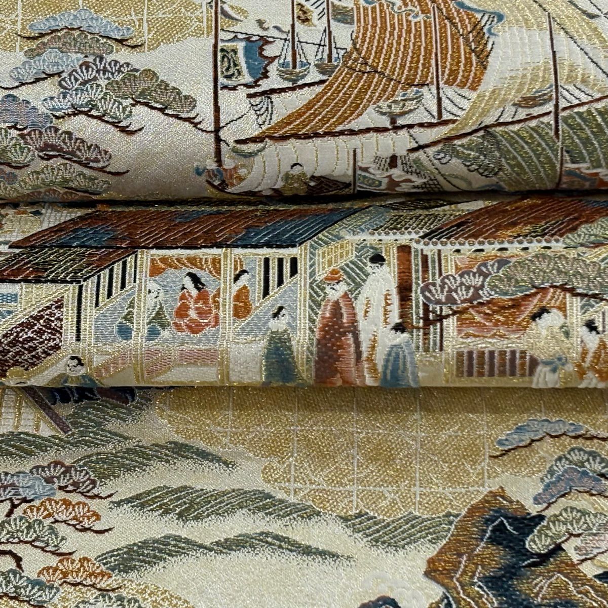 【美品】 袋帶 逸品級 南蠻屏風圖 金絲 壹阡八百口織 金色 六通 純蠶絲