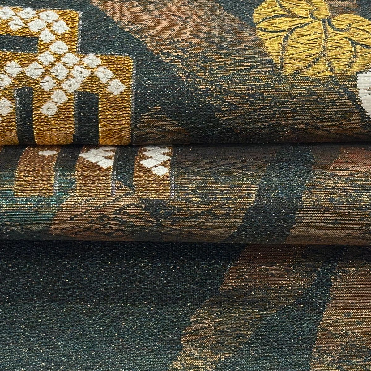 【美品】 袋帶 逸品級 誉田屋源兵衛 雪月花香圖 唐織 金金箔 深綠 六通 純蠶絲