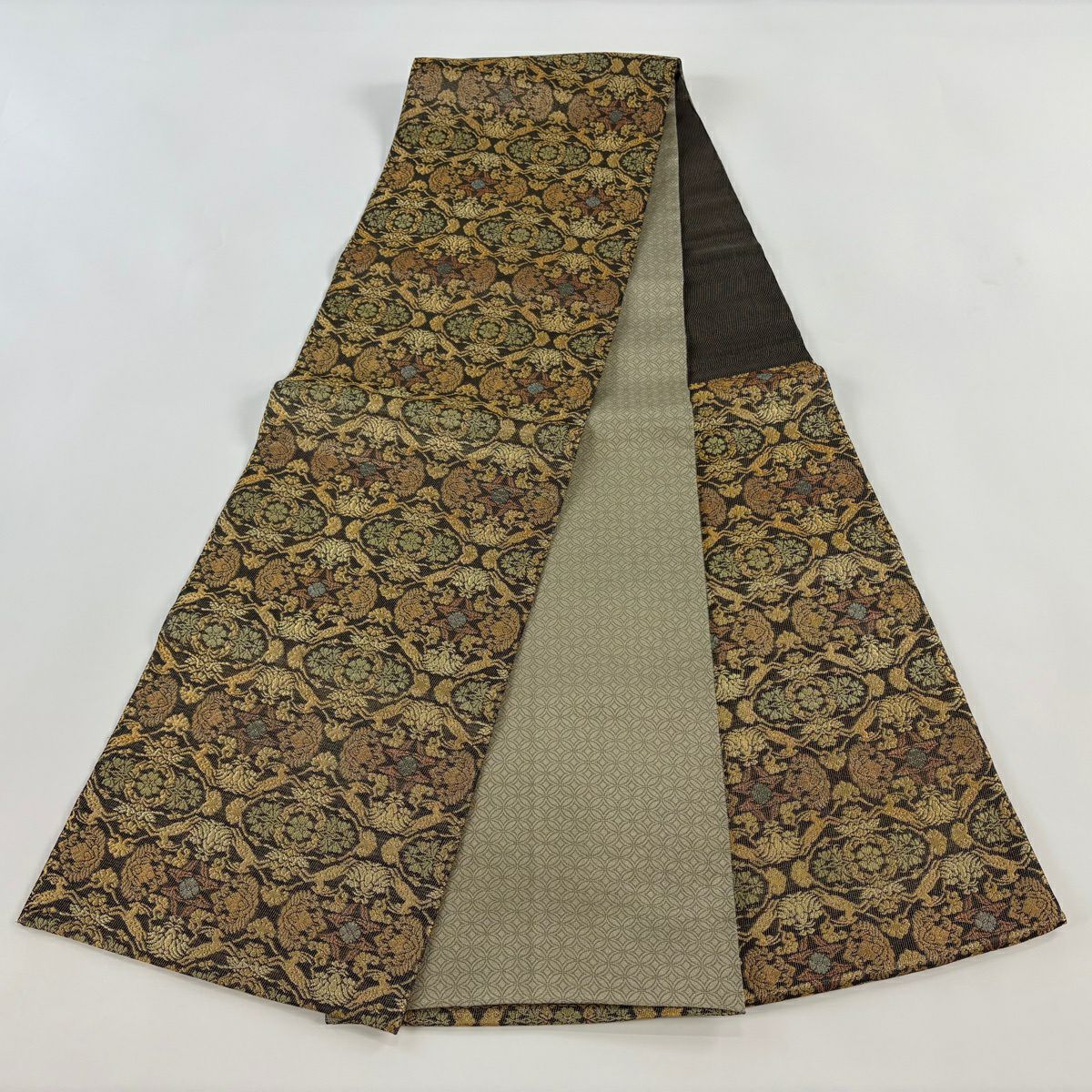 【美品】 袋帶 逸品級 紋屋井關 落款あり 御寮織 動物 花 金絲 金金箔 墨 六通 純蠶絲