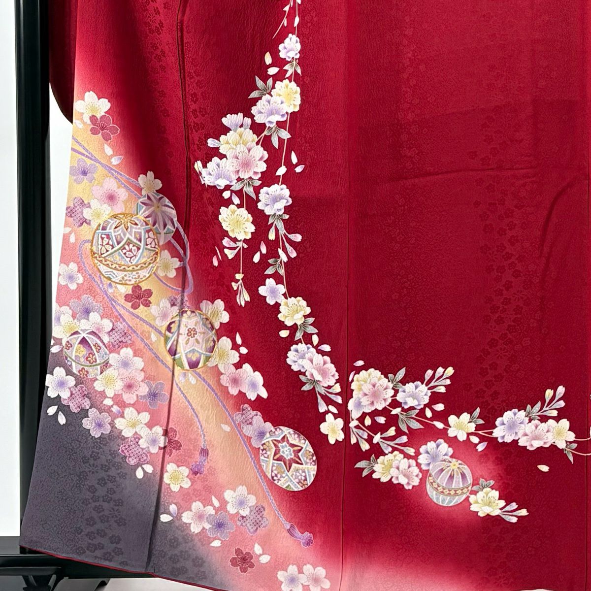 【美品】振袖禮服 身長161cm 袖長68cm L 雙層 垂枝櫻 手毬 金絲 金銀彩 紅 純蠶絲 秀品級