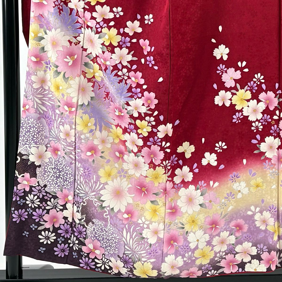 【美品】振袖禮服 身長155cm 袖長66.5cm M 雙層 草花紋紋 雪輪 金銀彩 漸層 紅 純蠶絲 優品級