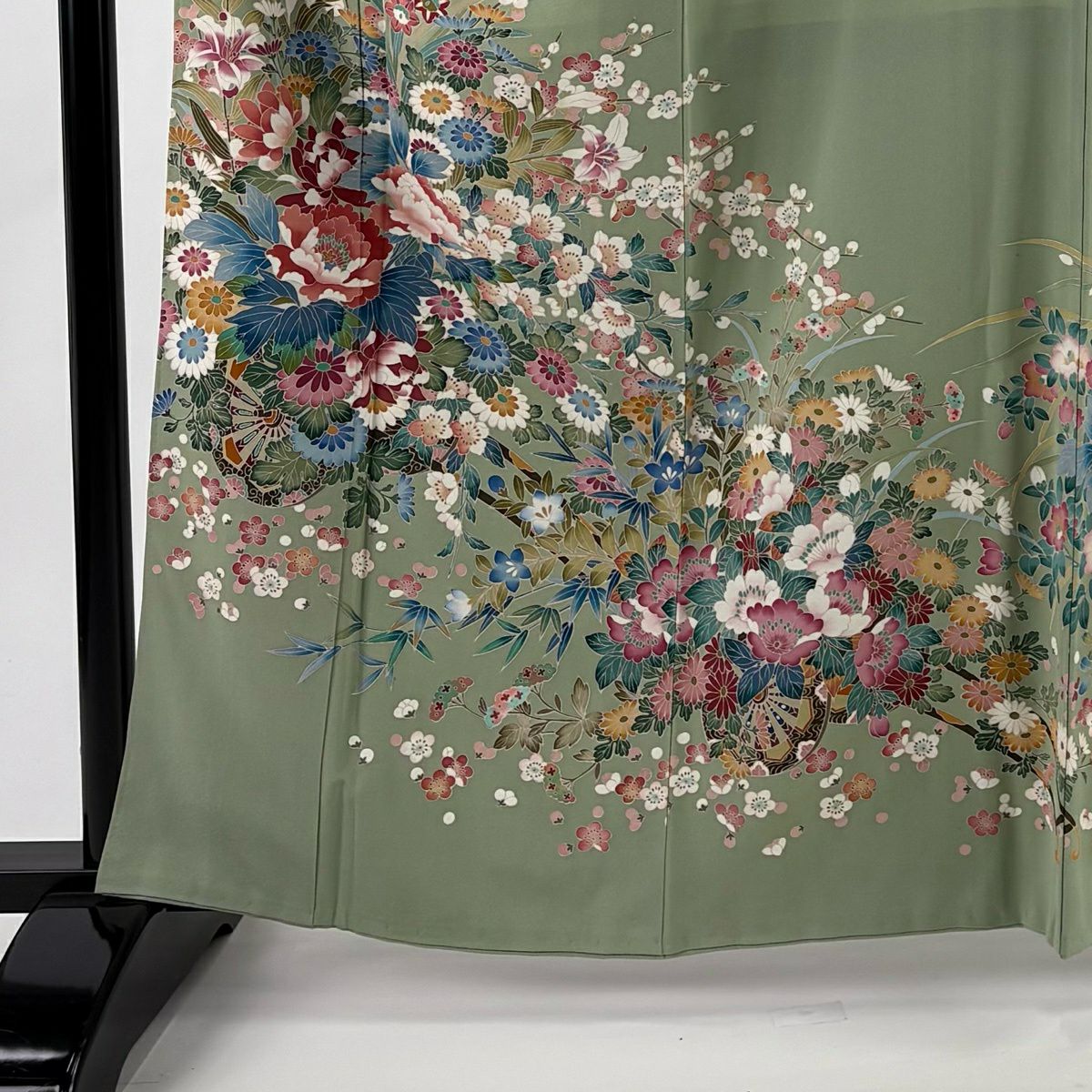 色留袖禮服 身長161cm 袖長70cm L 雙層 落款 花車 牡丹 薄綠 純蠶絲 秀品級 三つ紋