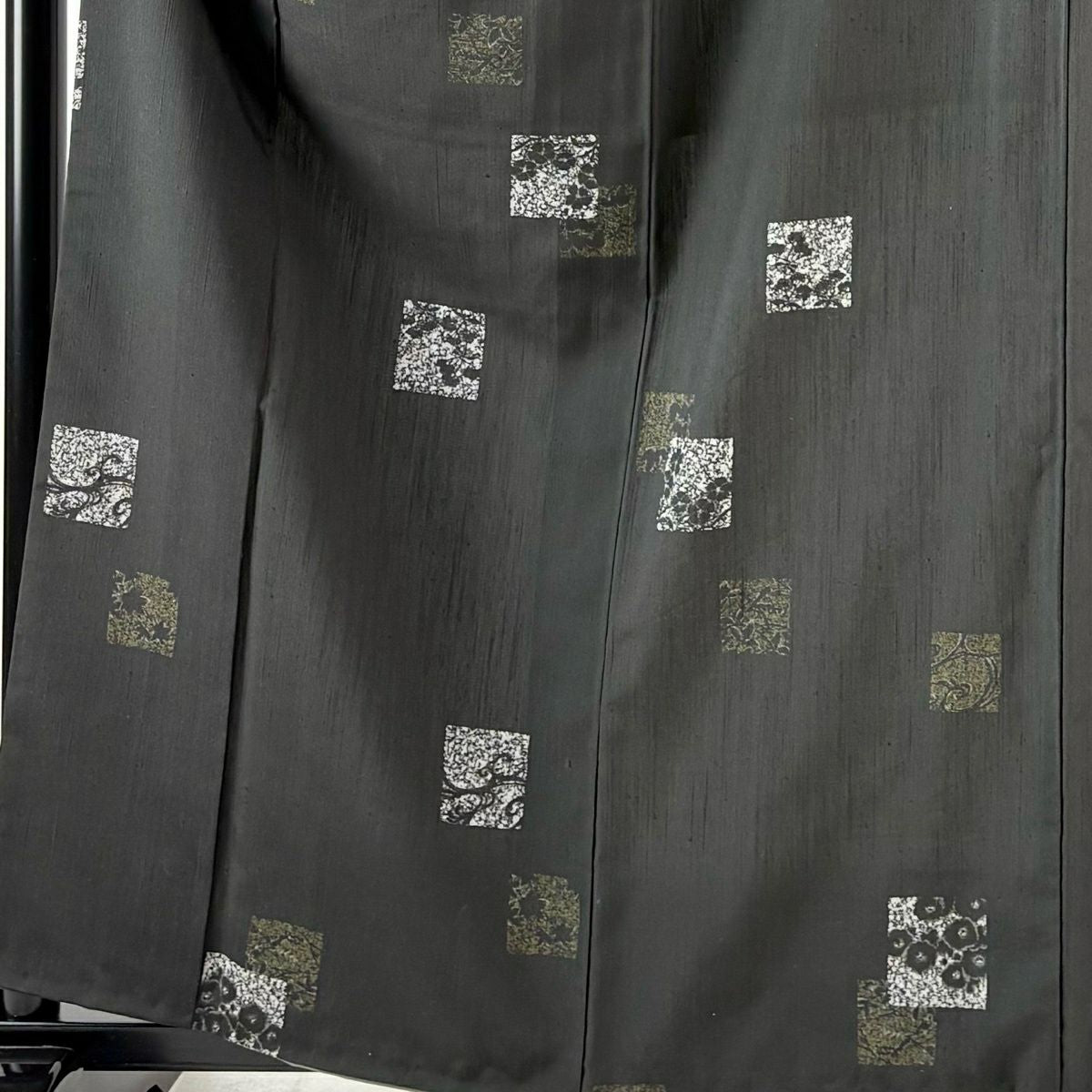 【美品】 小紋 身長160.5cm 袖長65.5cm M 雙層 紬織織 色紙 草花紋紋 金銀彩 深綠 純蠶絲 名品級