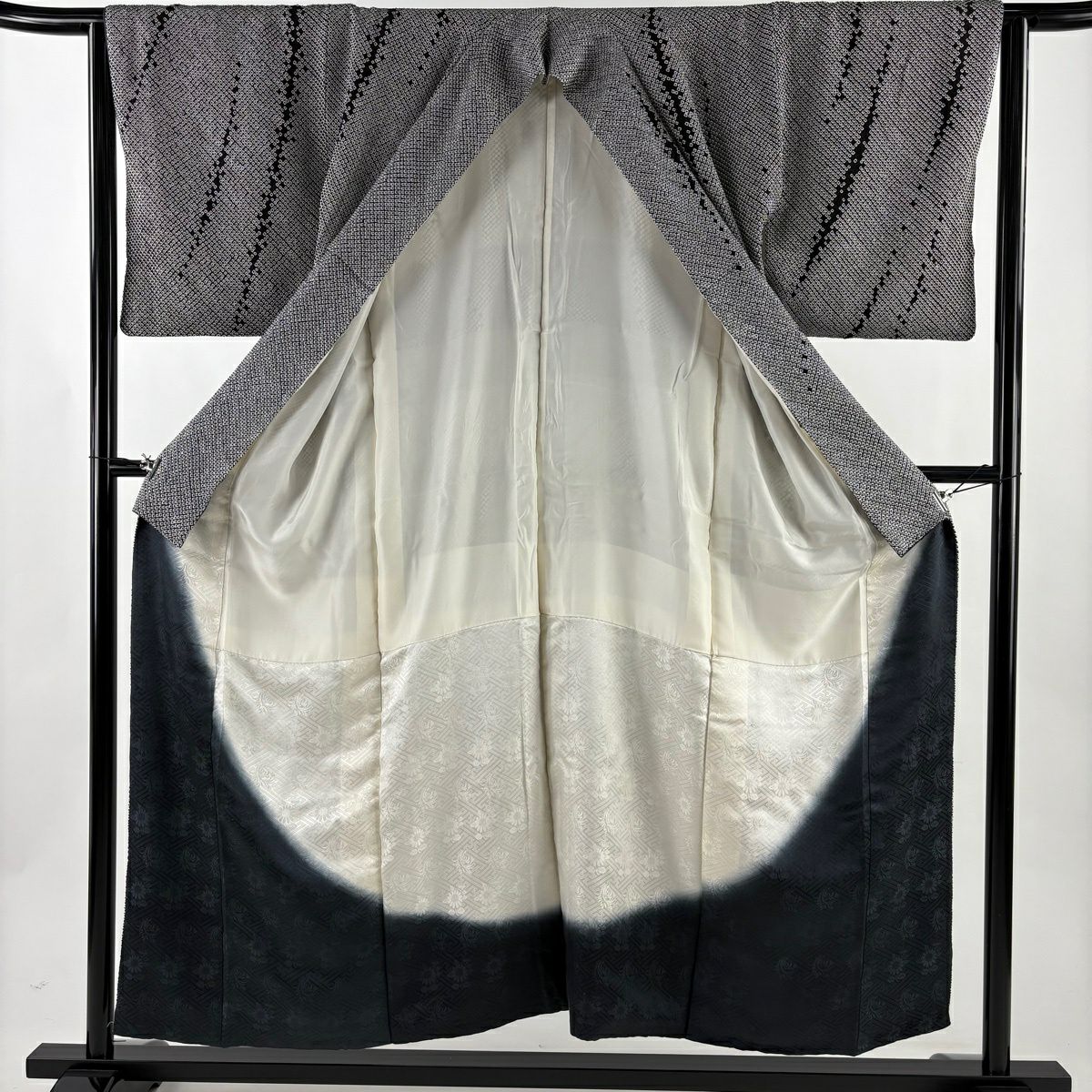 【美品】 付下 身長152.5cm 袖長62.5cm S 雙層 幾何學 總絞染 黑 純蠶絲 名品級