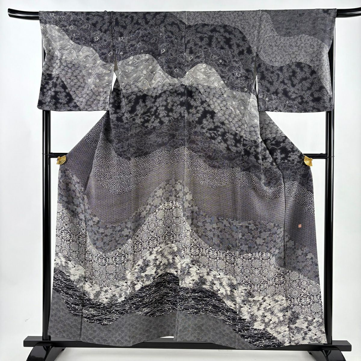 訪問服 身長155cm 袖長67.5cm L 雙層 落款あり 華紋 波頭 黑 純蠶絲 名品級