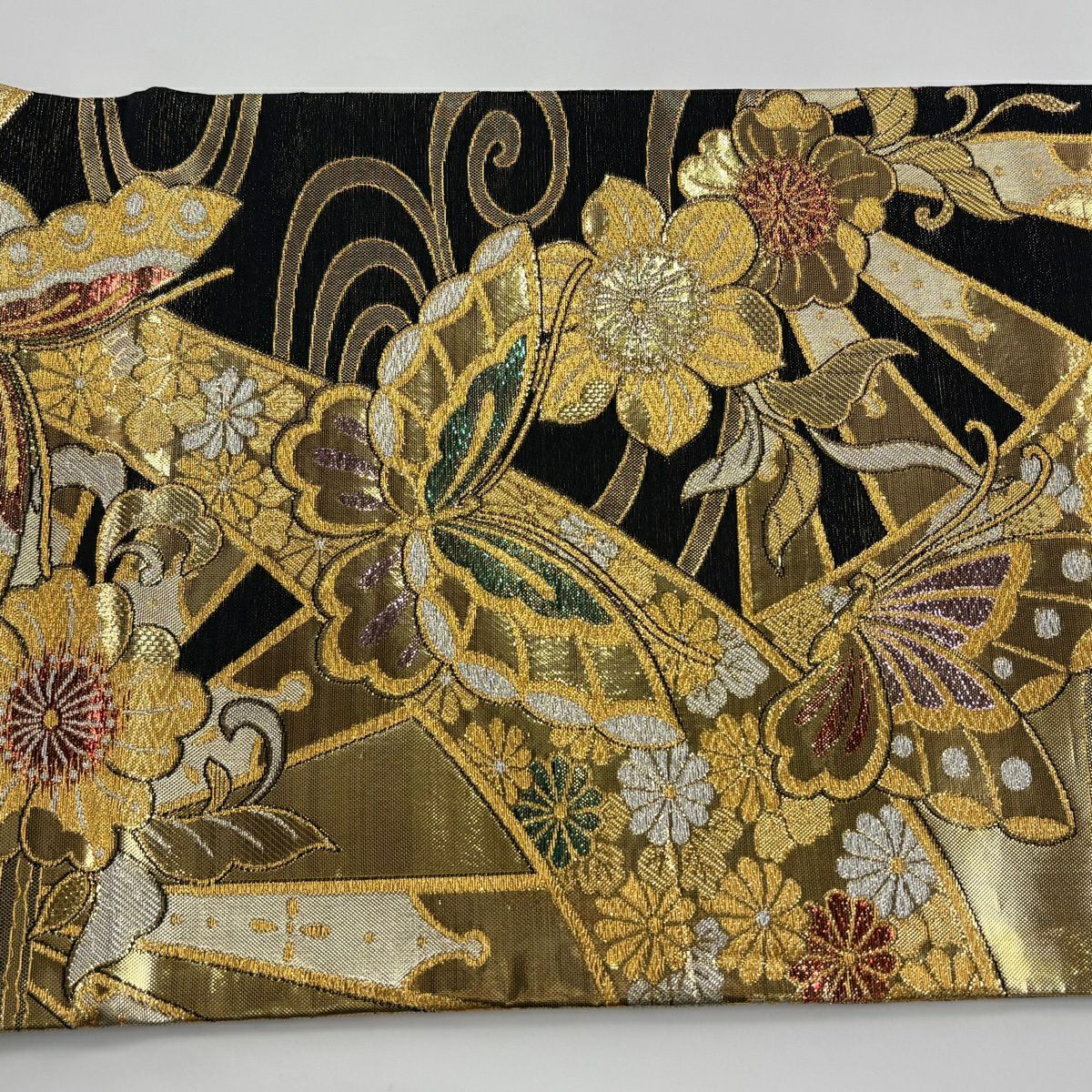【美品】 袋帶 秀品級 振袖禮服禮服用 蝶 草花紋 金金箔 金銀彩 金色 六通 純蠶絲