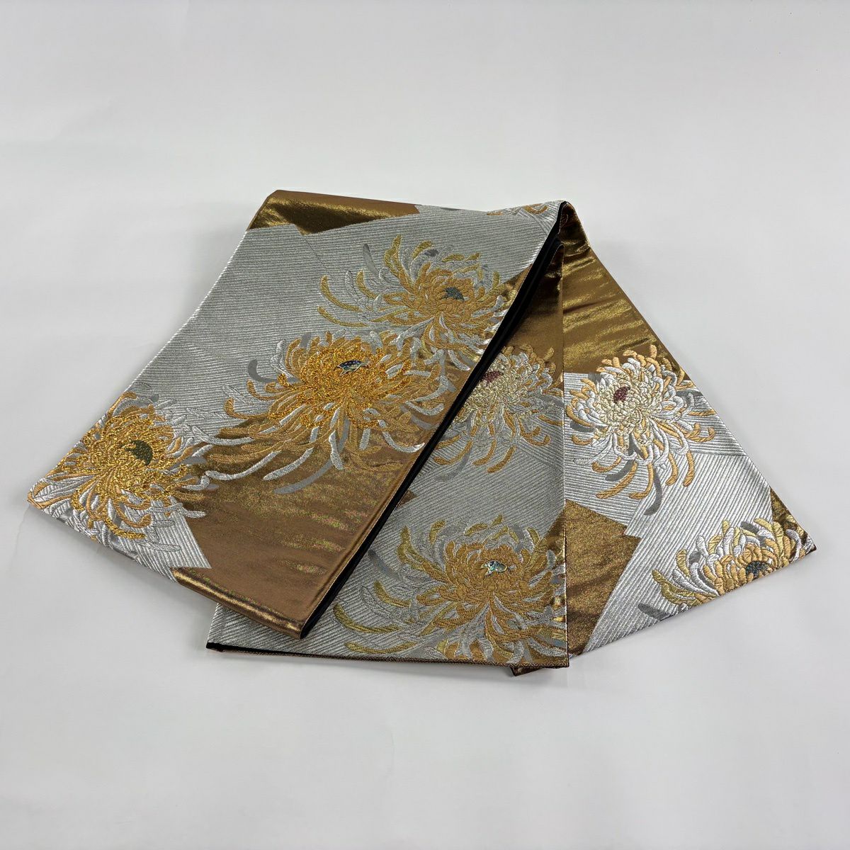 【美品】 袋帶 秀品級 菊花 幾何學 唐織 螺鈿 金色 六通 純蠶絲