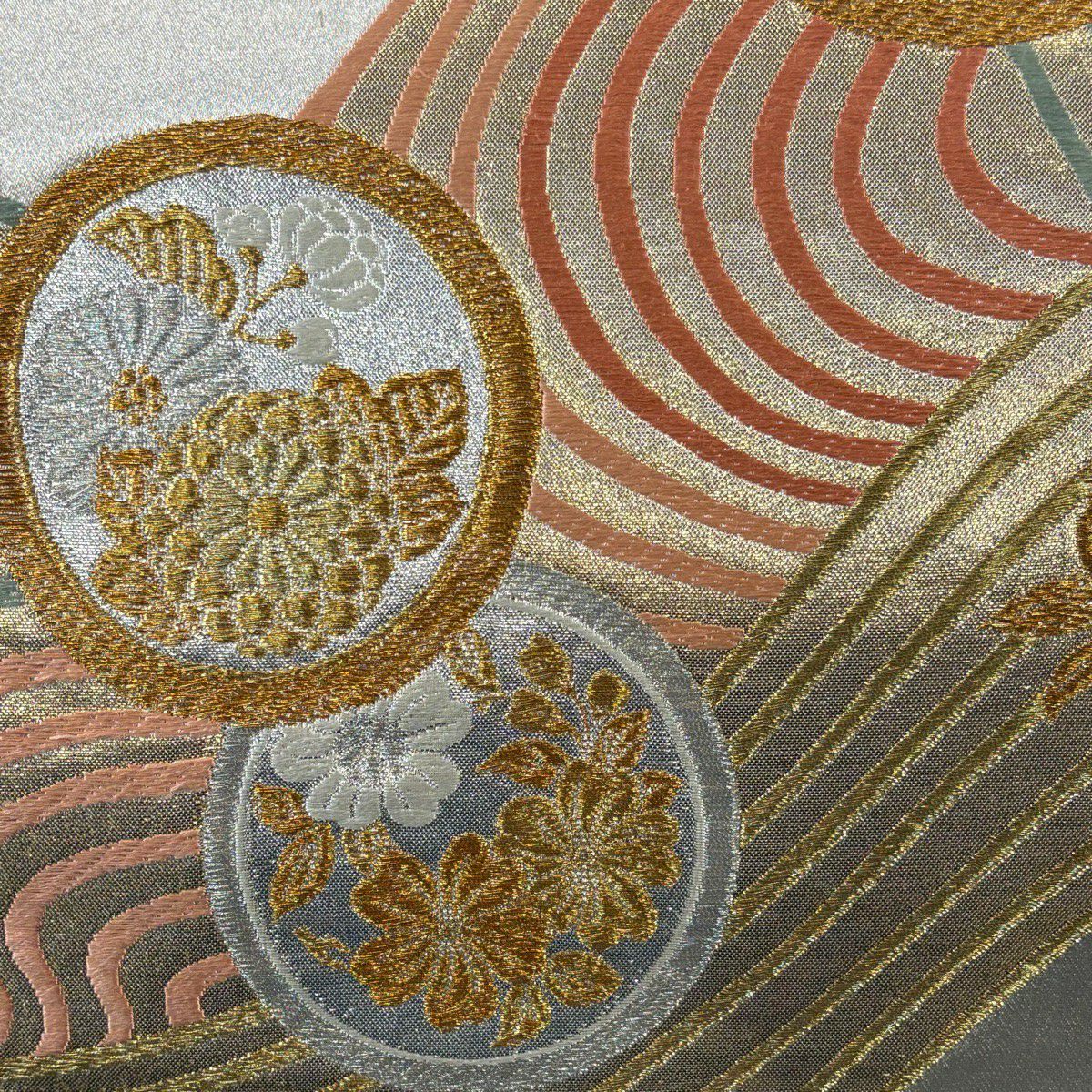 【美品】 袋帶 秀品級 草花紋 流水 金銀線 刺繡 金色 六通 純蠶絲