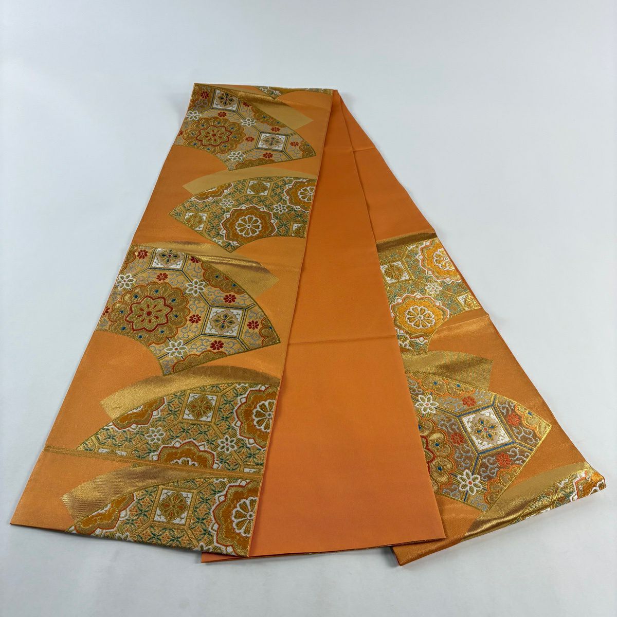 【美品】 袋帶 名品級 川島織物 落款あり 加良錦 扇子面 華紋 金糸 金金箔 橙色 六通 純蠶絲