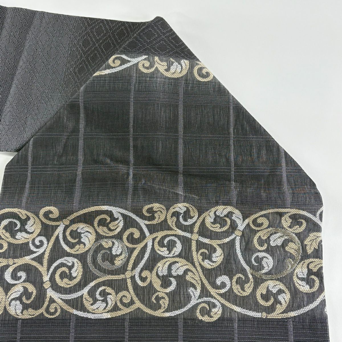 【美品】名古屋帶 名品級 夏帶 唐草紋 格子 金銀彩 灰色 純蠶絲