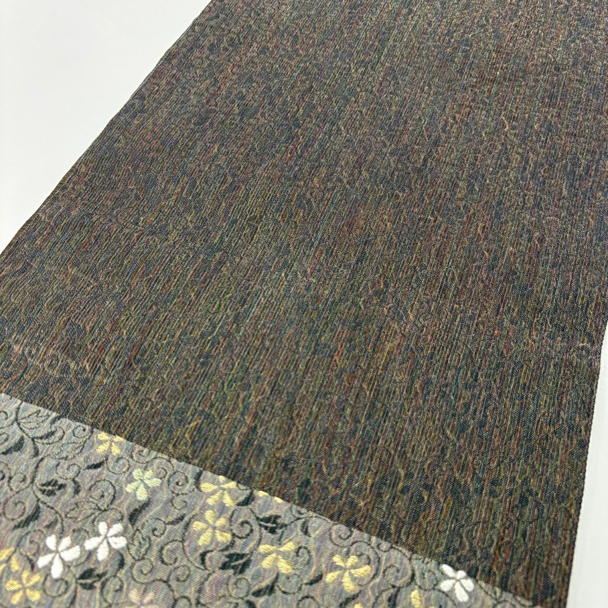 【美品】 袋帶 名品級 花唐草紋 段紋 金絲 刺繡 焦茶 六通 純蠶絲