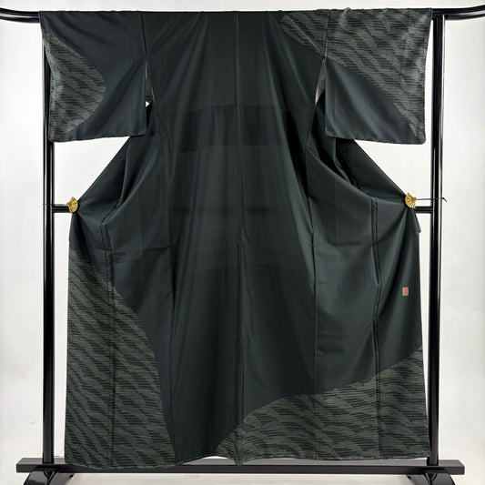 【美品】訪問服 身長158cm 袖長65cm M 雙層 紬織織 落款あり 幾何學圖案 縞 深綠 純蠶絲 名品級
