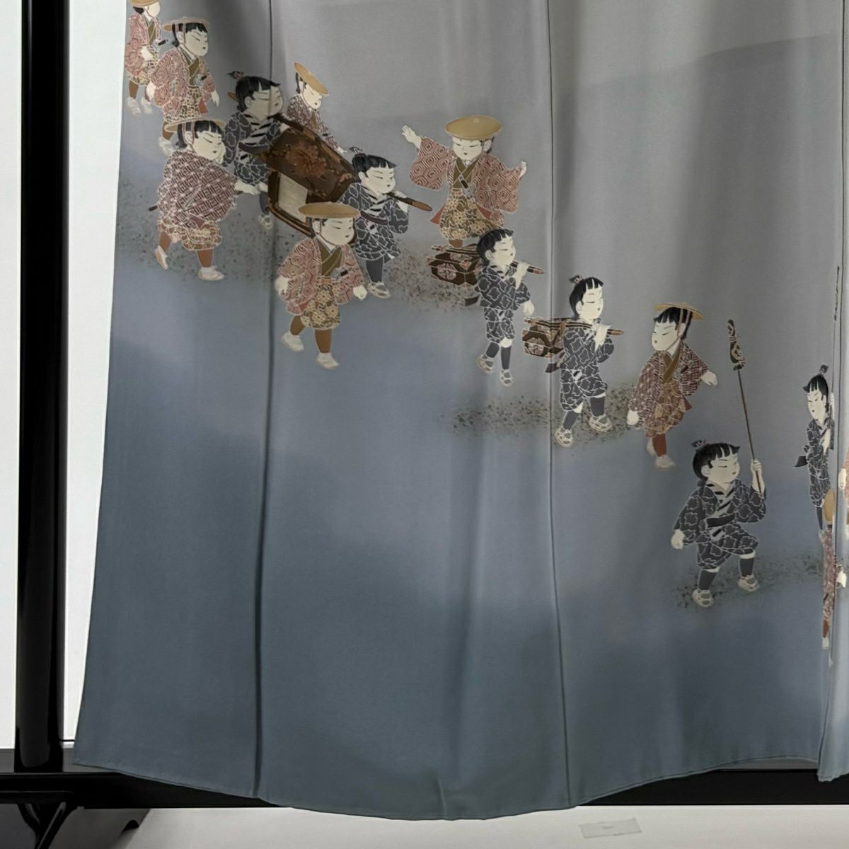 色留袖禮服 身長158.5cm 袖長68.5cm L 雙層 關口遼一 落款あり 童 駕籠 金銀彩 漸層 青灰 純蠶絲 名品級 一つ紋