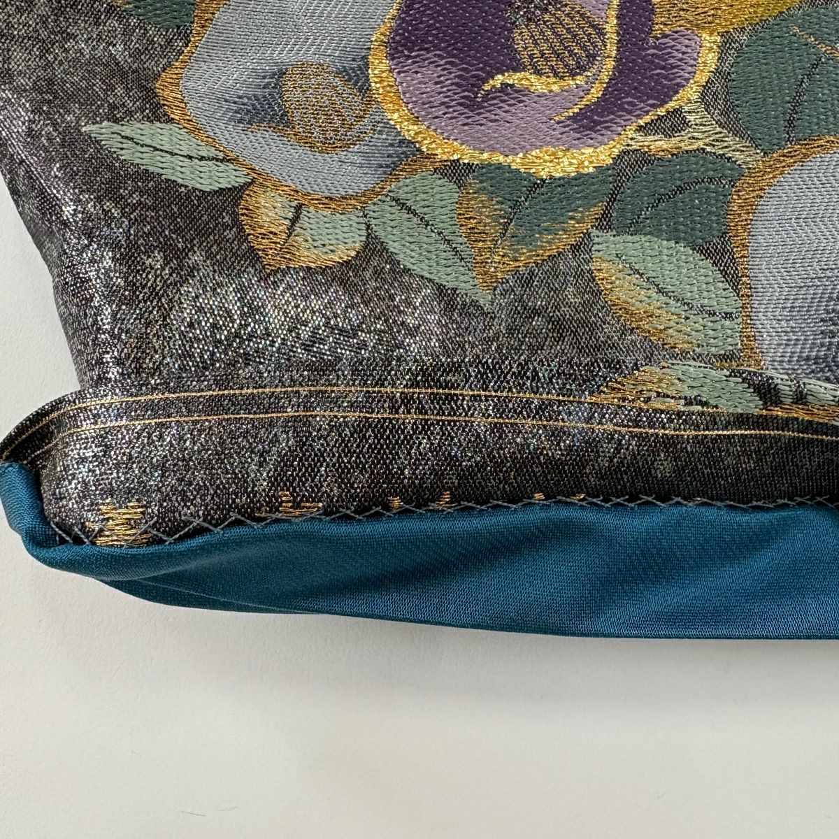 【美品】 袋帶 秀品級 椿 梅花 金絲 金金箔 黑灰 六通 純蠶絲