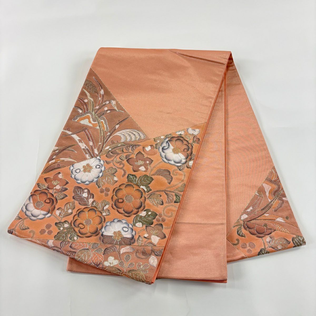【美品】 袋帶 秀品級 關西仕立 花唐草紋 金銀彩 金金箔 鮭粉紅 お太鼓柄 純蠶絲