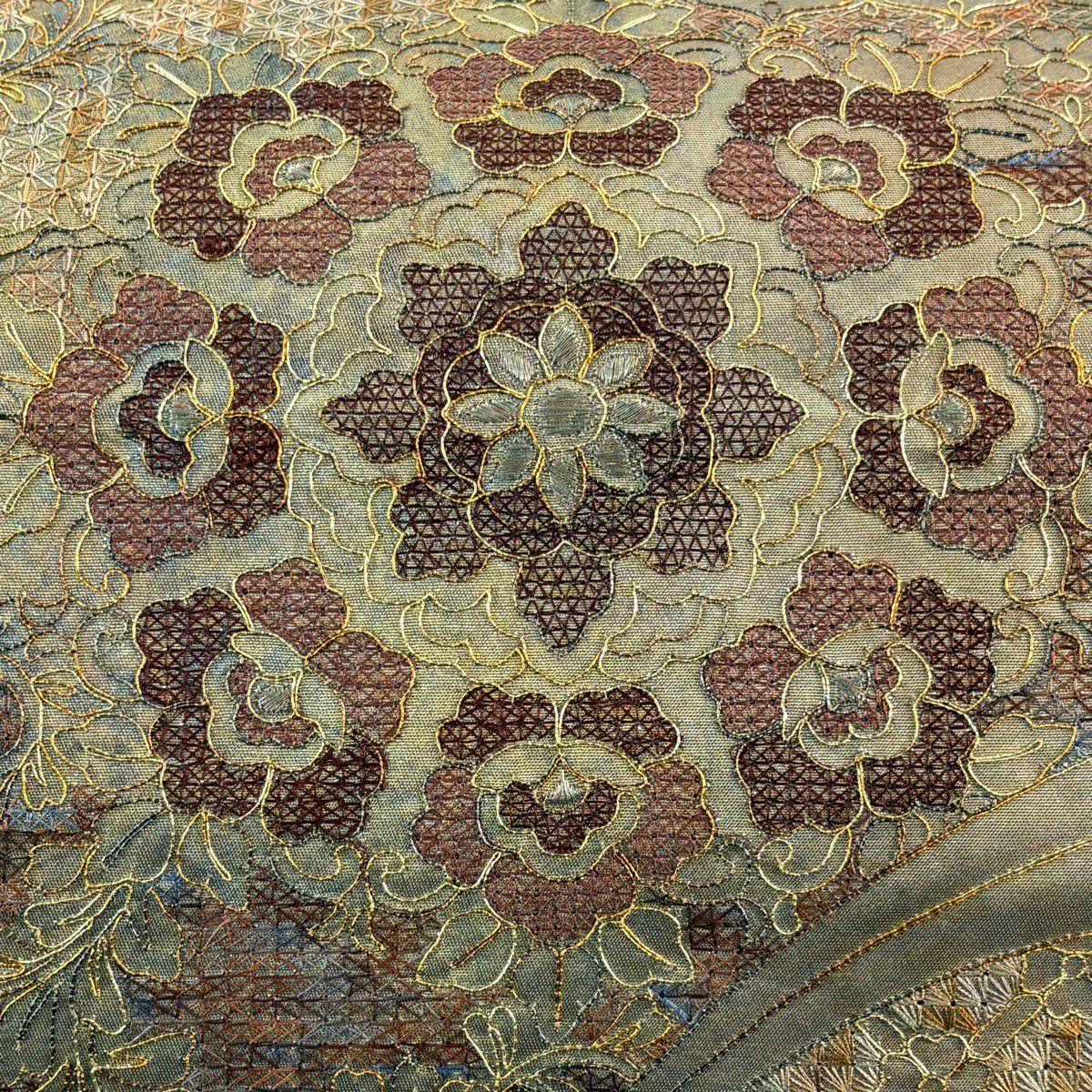 【美品】 袋帶 秀品級 華紋 草花紋 金糸 金金箔 灰綠 お太鼓柄 純蠶絲