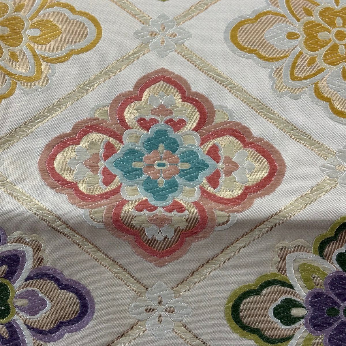 袋帶 秀品級 華紋 菱格子 金金箔 唐織 米色 六通 純蠶絲