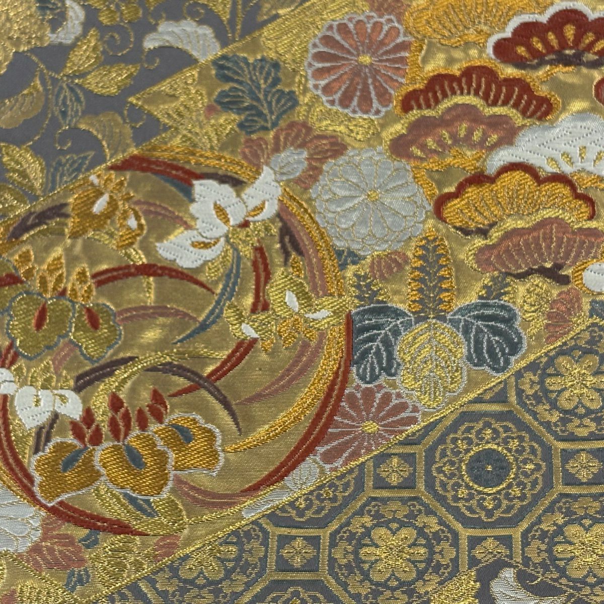 【美品】 袋帶 秀品級 花丸紋 松樹梅花 金絲 金金箔 金色 六通 純蠶絲