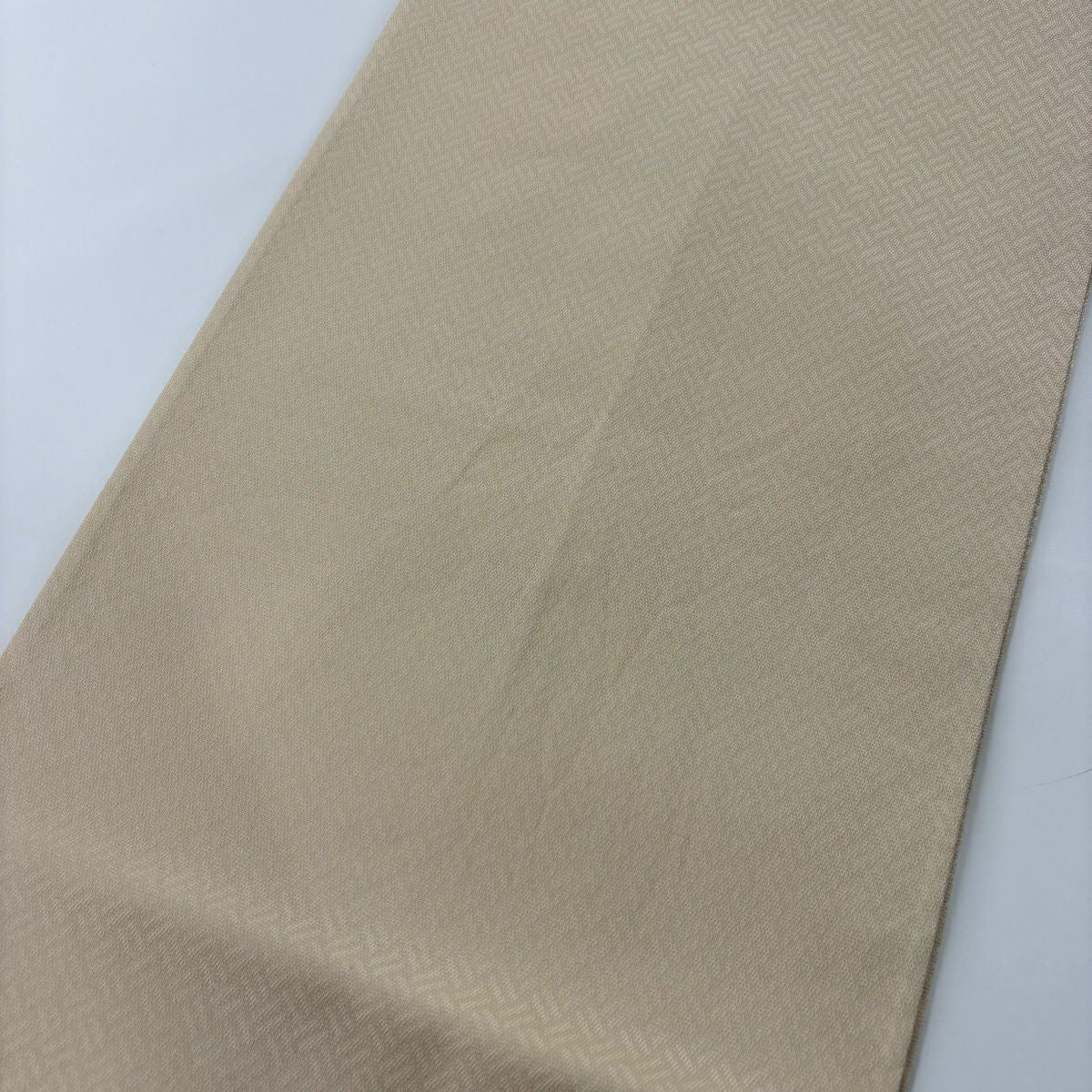 【美品】 袋帶 秀品級 源氏香 松樹葉 金絲 米色 六通 純蠶絲