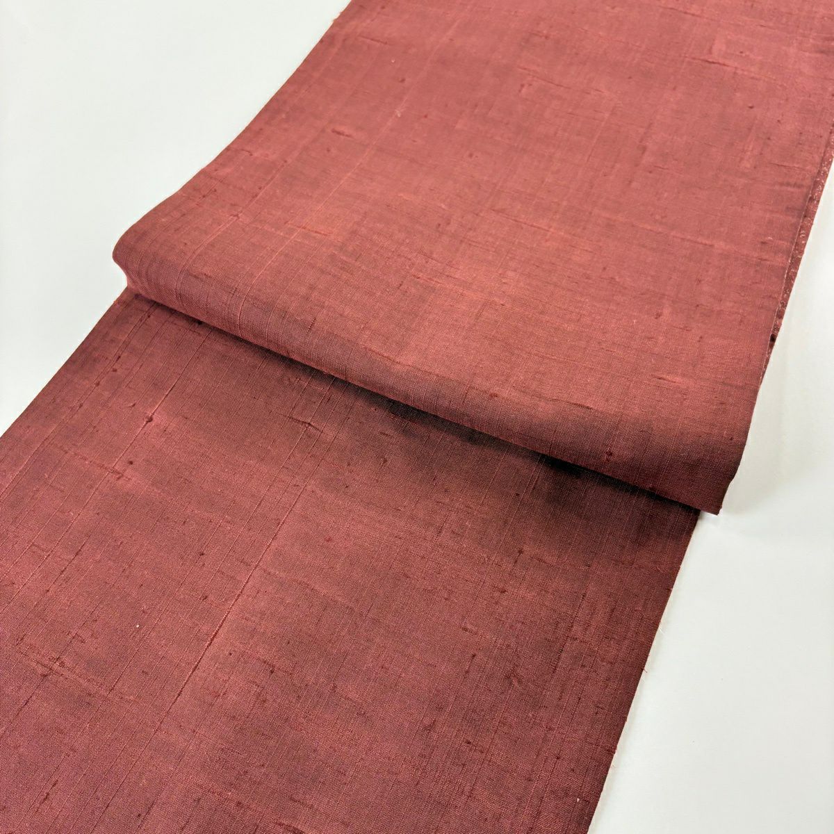 【美品】 袋帶 秀品級 紬織織 地區仕立 扇子 草花紋刺繡 金彩裝飾 茜 紅色 正蠶絲