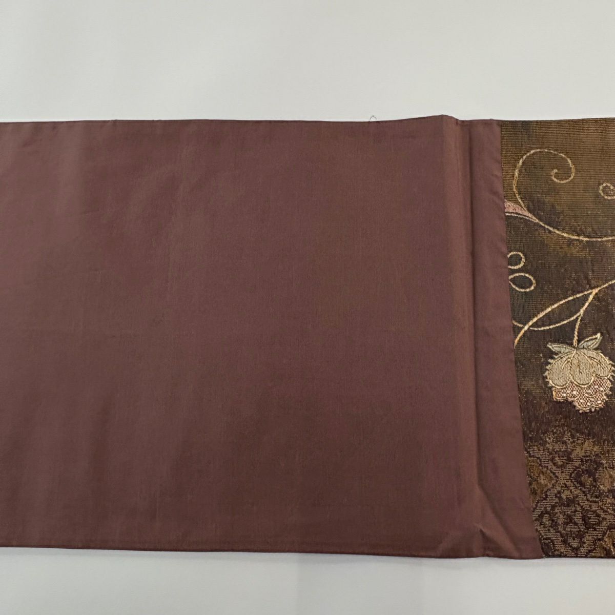 【美品】 袋帶 秀品級 關西仕立 花唐草紋 金銀彩 金金箔 茶 六通 純蠶絲